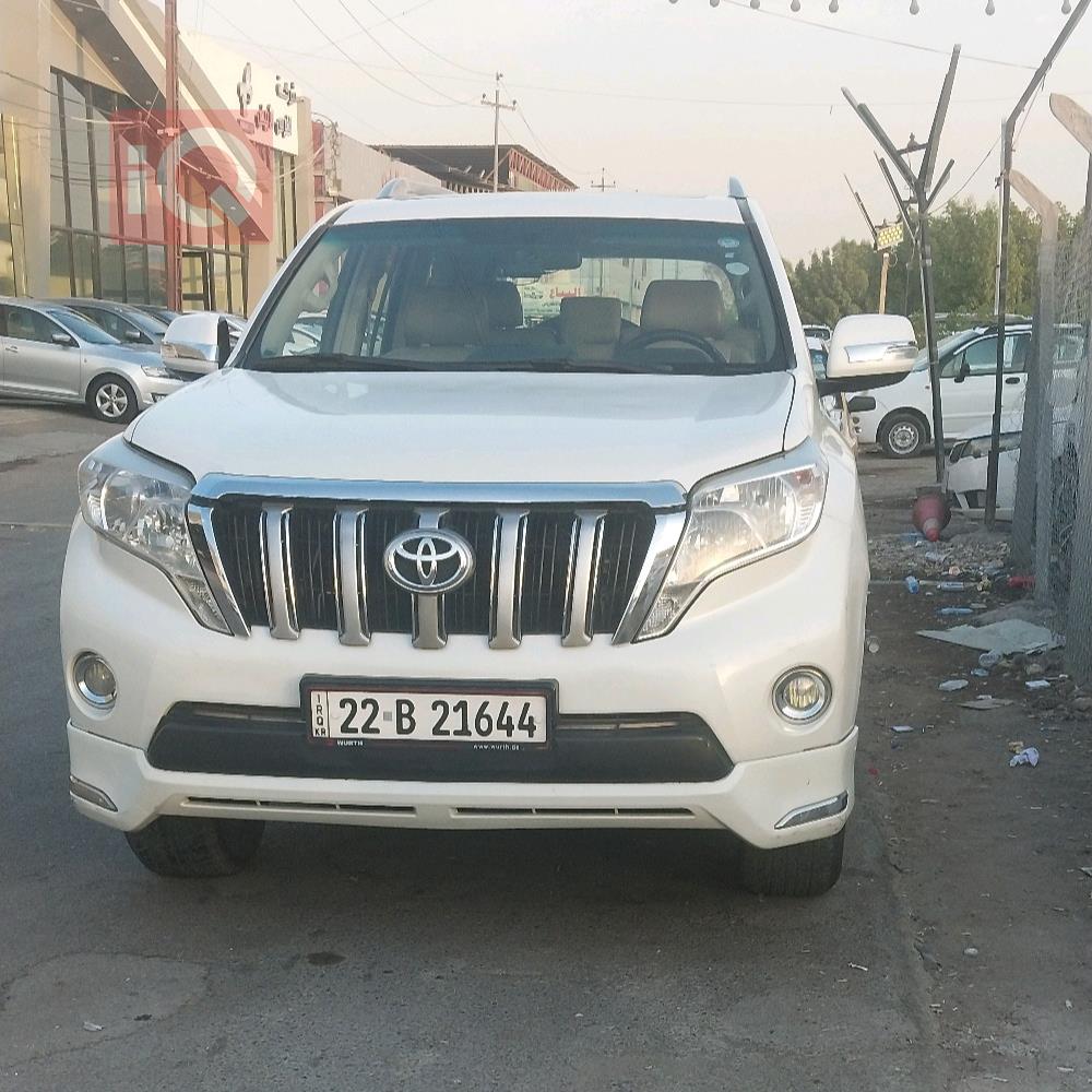تۆیۆتا لاندكروزر پرادۆ
